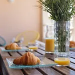 Grand Balcon, Piscine, Plage, Golf, Parking, Wifi, Lave Linge & Vaisselle *