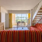 Апартаменты Grand Balcon, Piscine, Plage, Golf, Parking, Wifi, Lave Linge & Vaisselle Мольез-е-Маа